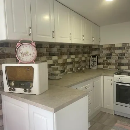 Apartament Maki